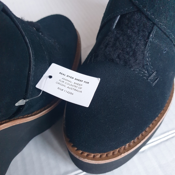 Coach Kenna Black Suede & Real Sheep Fur Wedge Ankle Winter Booties Sz 7.5 - Picture 6 of 16